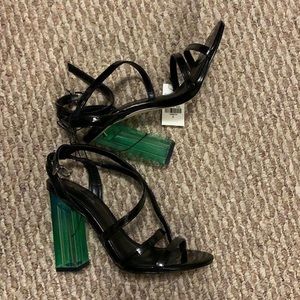 NWT Express green heels sandals
